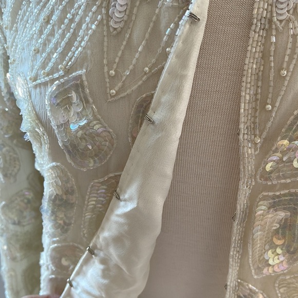 MARK & JOHN | VNTG SEQUIN TOP - Picture 6 of 13